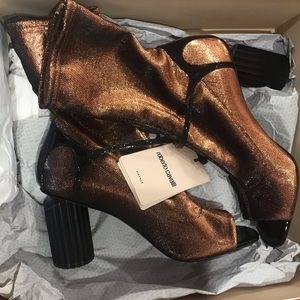 Women shoes
